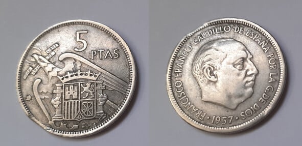 5 pesetas 1957 fallo acuñado