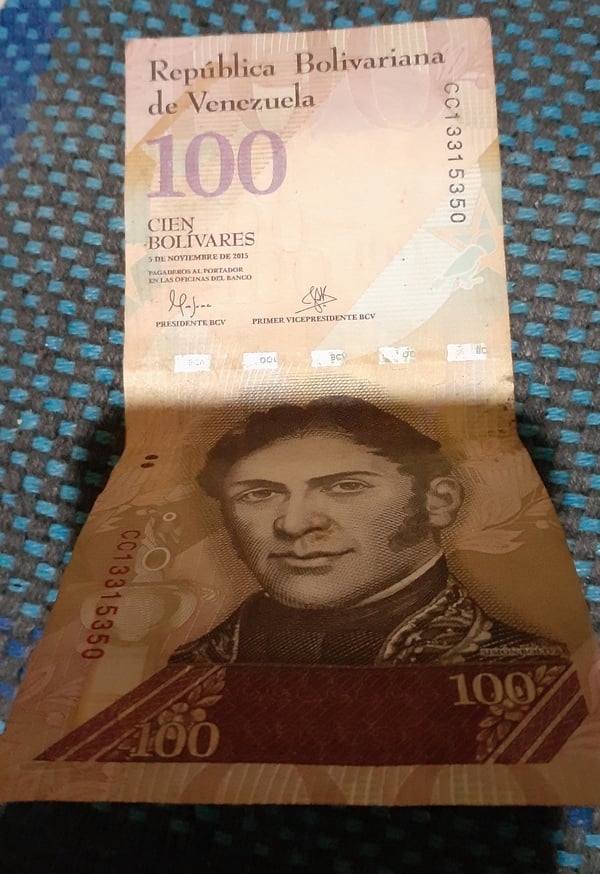 Billete 100bs