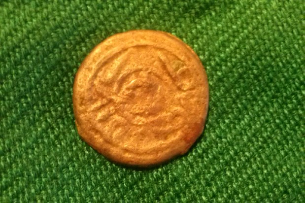Photo 2 Pièce de monnaie non identifiée: Comprada en Marruecos
