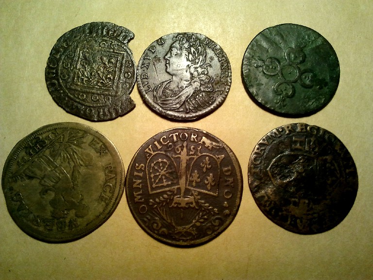 Photo 2 Pièce de monnaie non identifiée: NO SE SI SON MONEDAS O TOKENS