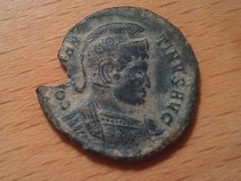 Photo 1 Pièce de monnaie non identifiée: identificacion