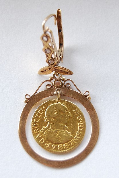 Photo 2 Pièce de monnaie non identifiée: Querría saber valor de los pendientes