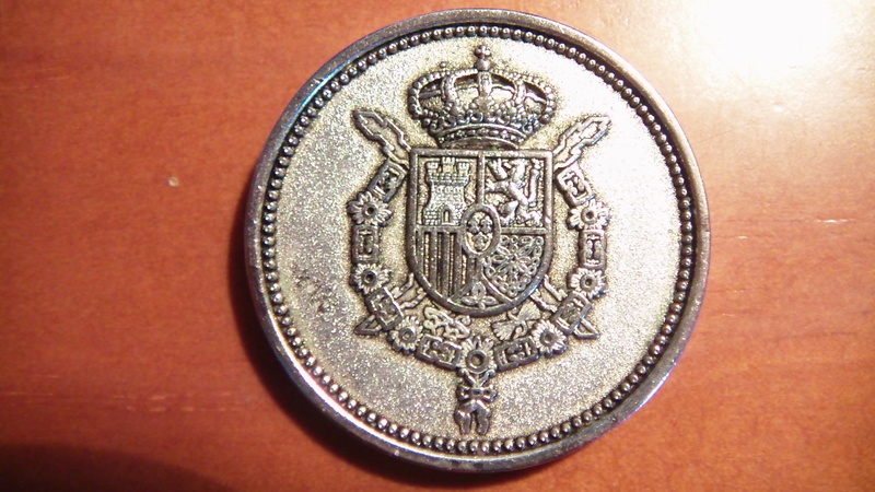 Photo 2 Pièce de monnaie non identifiée: Moneda Infanta Elena