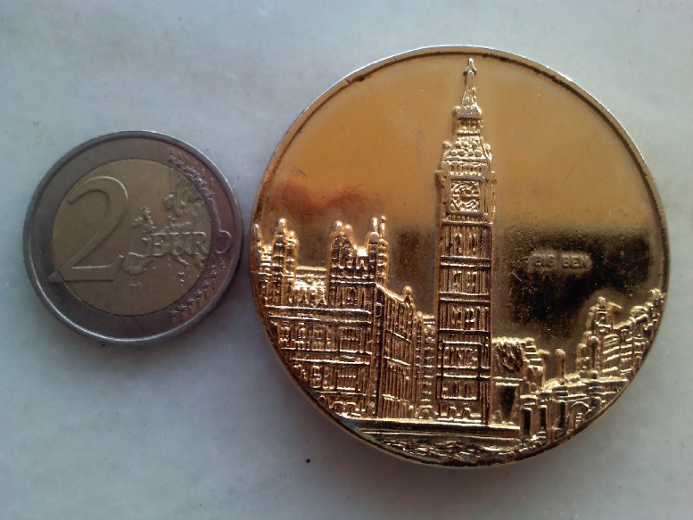 Photo 2 Pièce de monnaie non identifiée: Medalla Reino Unido
