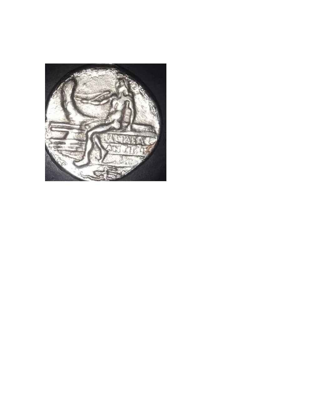 Photo 1 Pièce de monnaie non identifiée: moneda o adorno
