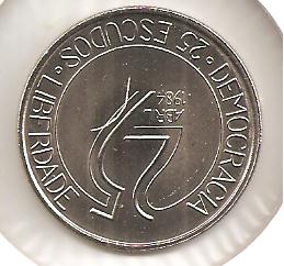 Photo 2 Pièce de monnaie non identifiée: Portugal 25 escudos 1984