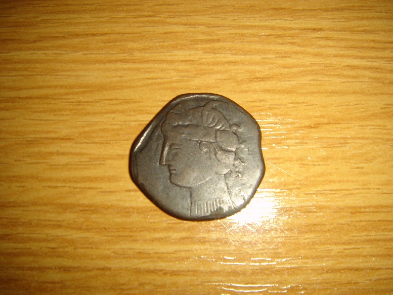 Photo 1 Pièce de monnaie non identifiée: AYUDA PARA IDENTIFICAR ESTA MONEDA