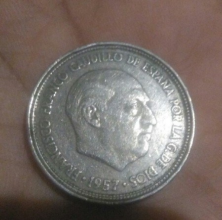 Photo 1 Pièce de monnaie non identifiée: 5pesetas