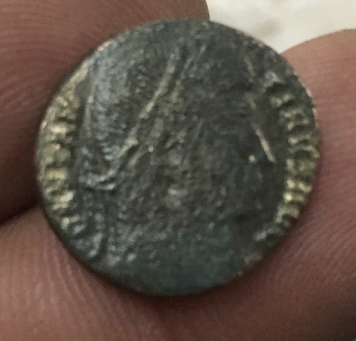 Photo 1 Pièce de monnaie non identifiée: Moneda Romana ??