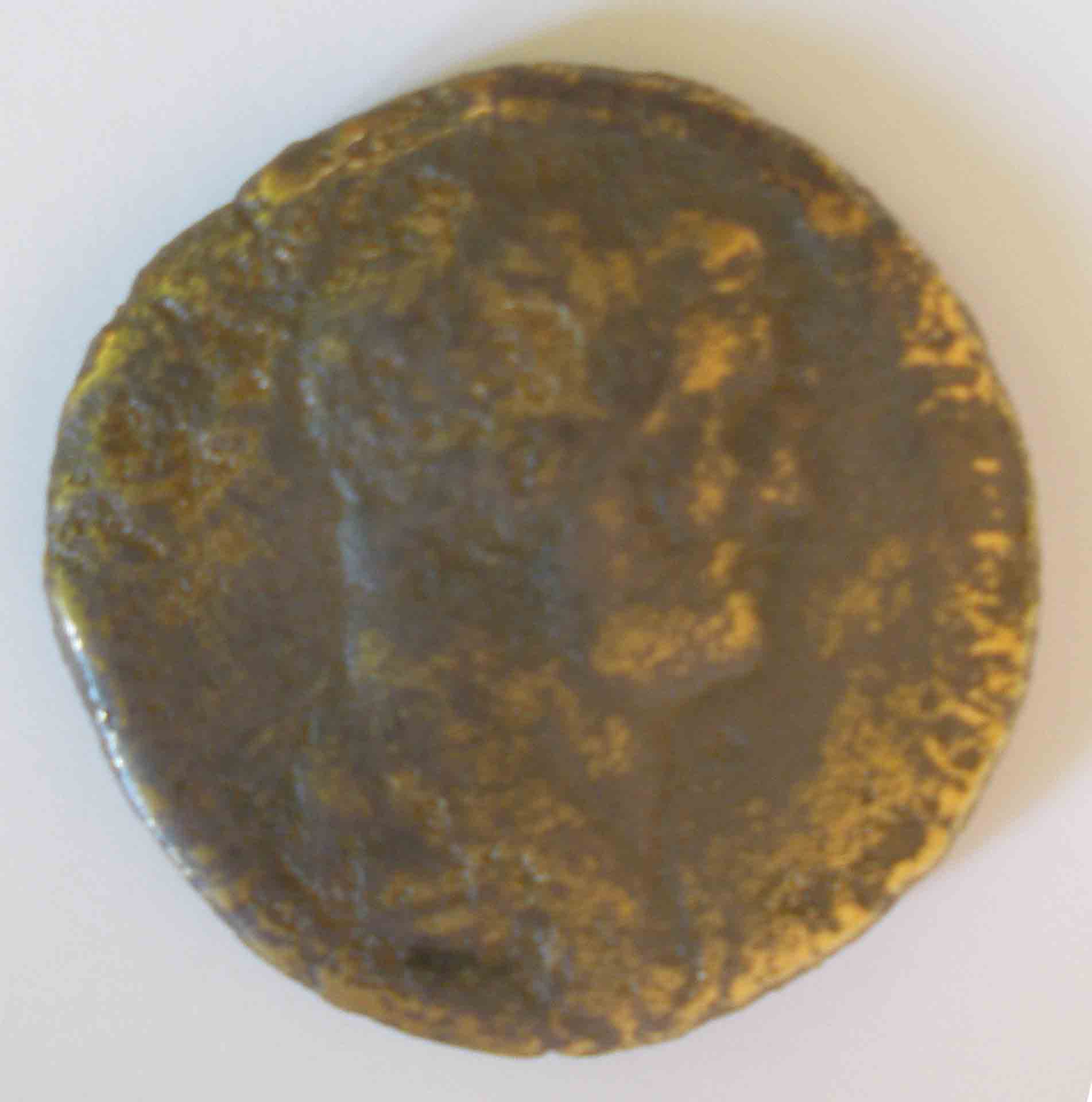 Photo 2 Pièce de monnaie non identifiée: 1