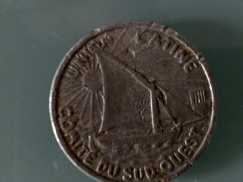 Photo 2 Pièce de monnaie non identifiée: Ayuda con esta
