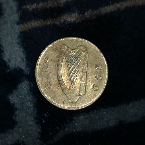 Photo 2 Pièce de monnaie non identifiée: 20P Éire 1999