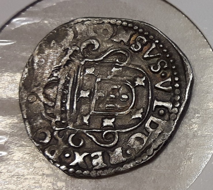 Photo 2 Pièce de monnaie non identifiée: Identificar moneda portuguesa