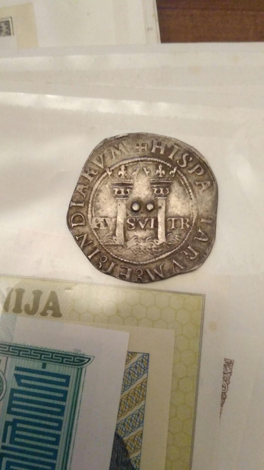 Photo 1 Pièce de monnaie non identifiée: moneda carlos y juana