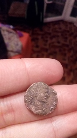 Photo 1 Pièce de monnaie non identifiée: Busco que moneda es