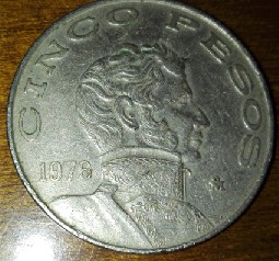 Photo 1 Pièce de monnaie non identifiée: 5 Pesos Mejico km 472