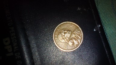 Photo 1 Pièce de monnaie non identifiée: Kisiera saber que valor tiene