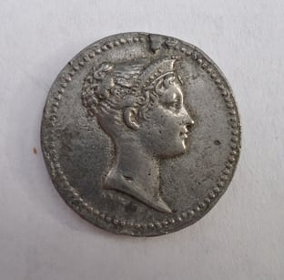 Photo 1 Pièce de monnaie non identifiée: Saber si es moneda o medalla