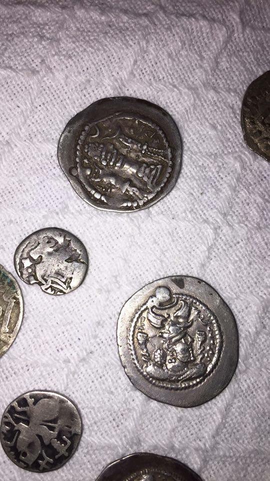 Photo 1 Pièce de monnaie non identifiée: Ayuda por favor