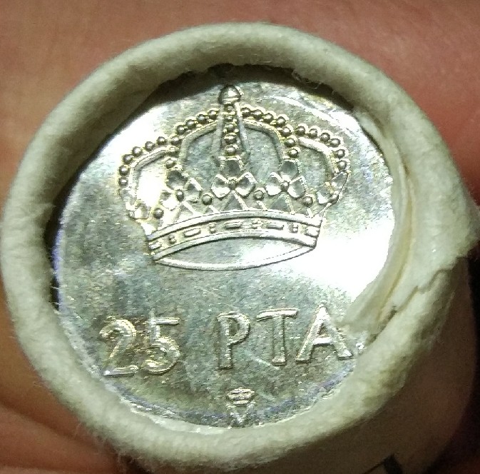 Photo 1 Pièce de monnaie non identifiée: 25 pesetas emisión 1975 en paquete original de 40 monedas