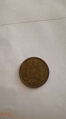 Photo 2 Pièce de monnaie non identifiée: Peseta 1944