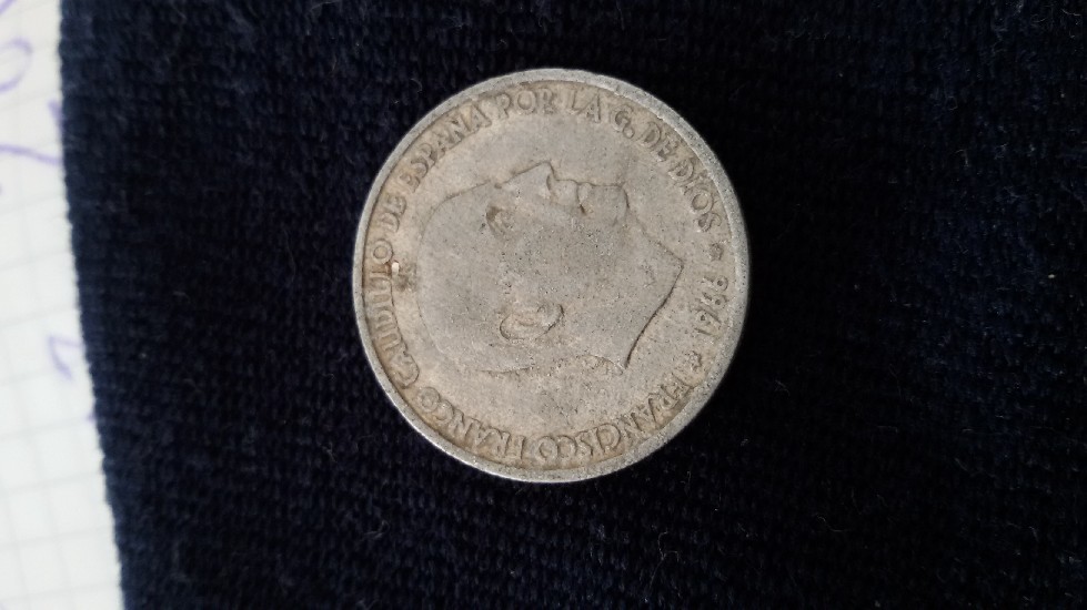 Photo 1 Pièce de monnaie non identifiée: Moneda