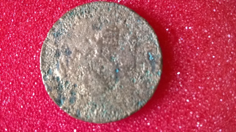 Photo 2 Pièce de monnaie non identifiée: moneda encontrada en rio