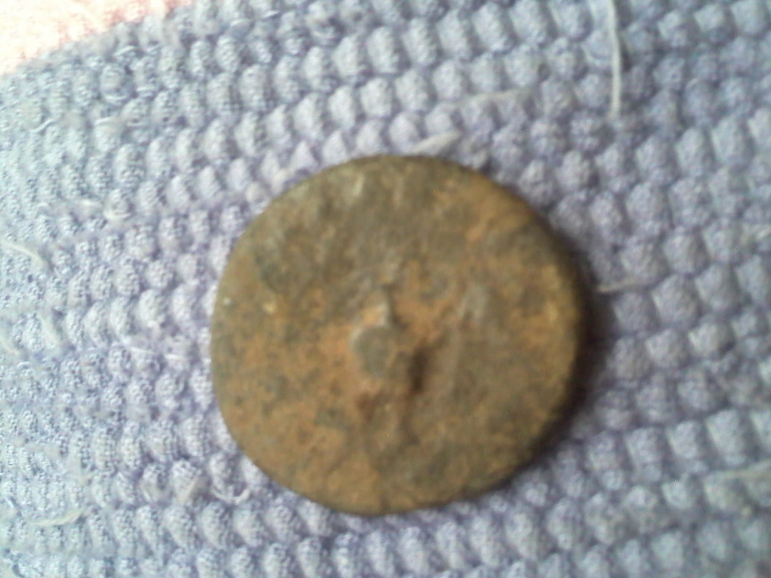 Photo 1 Pièce de monnaie non identifiée: AYUDA CON TRES MONEDAS