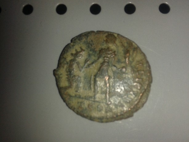 Photo 2 Pièce de monnaie non identifiée: Moneda de Graciano