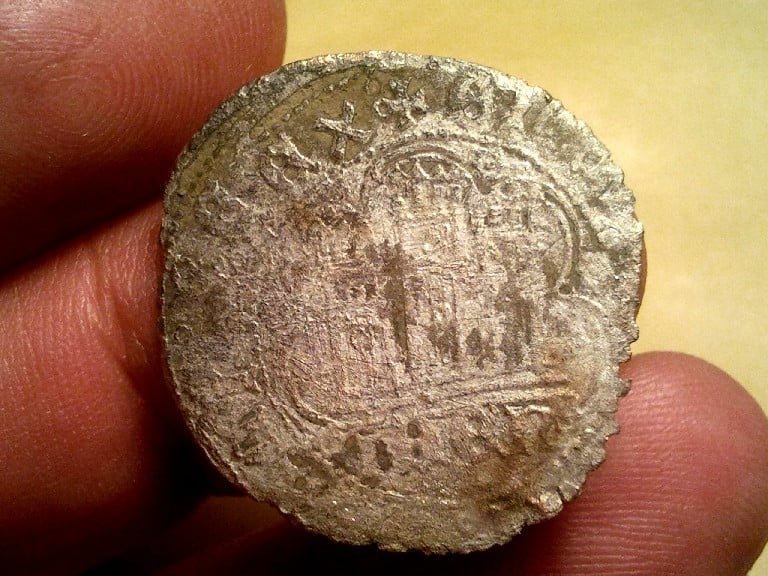 Photo 2 Pièce de monnaie non identifiée: MONEDA DE PLATA. 26m/m. Podrían ayudarme a identificarla?