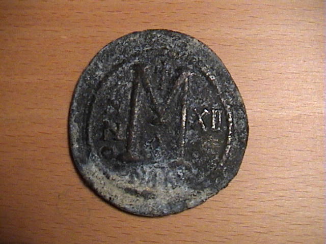 Photo 1 Pièce de monnaie non identifiée: Monedas importantes?