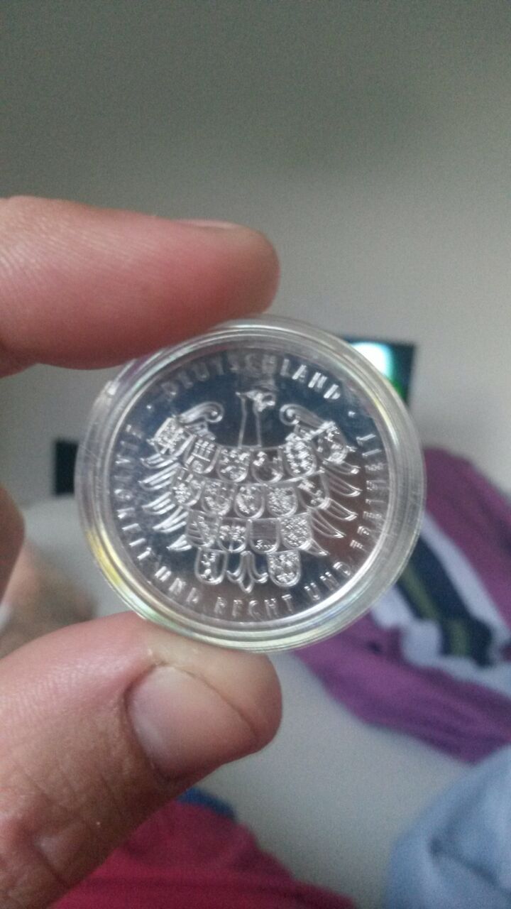 Photo 2 Pièce de monnaie non identifiée: ver la verificacion de esta moneda