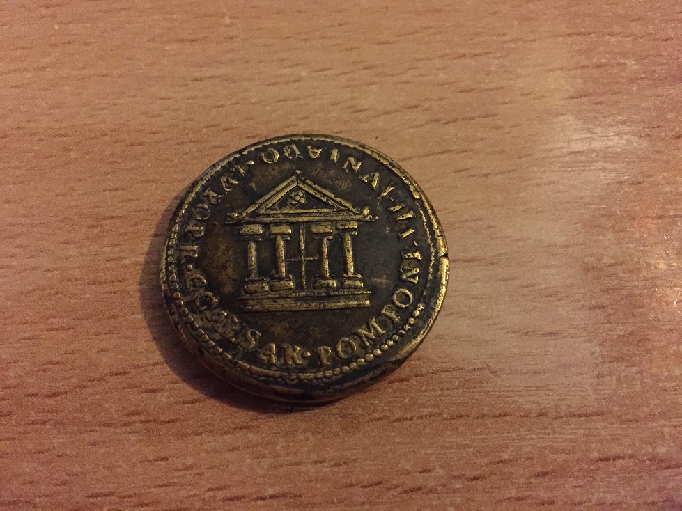 Photo 2 Pièce de monnaie non identifiée: Moneda sin duda Romana