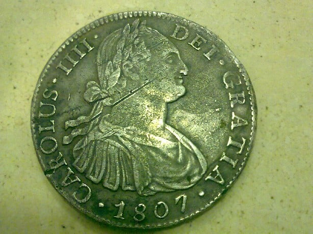 Photo 1 Pièce de monnaie non identifiée: Es autentica??