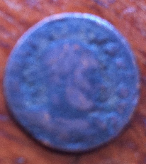 Photo 2 Pièce de monnaie non identifiée: romana