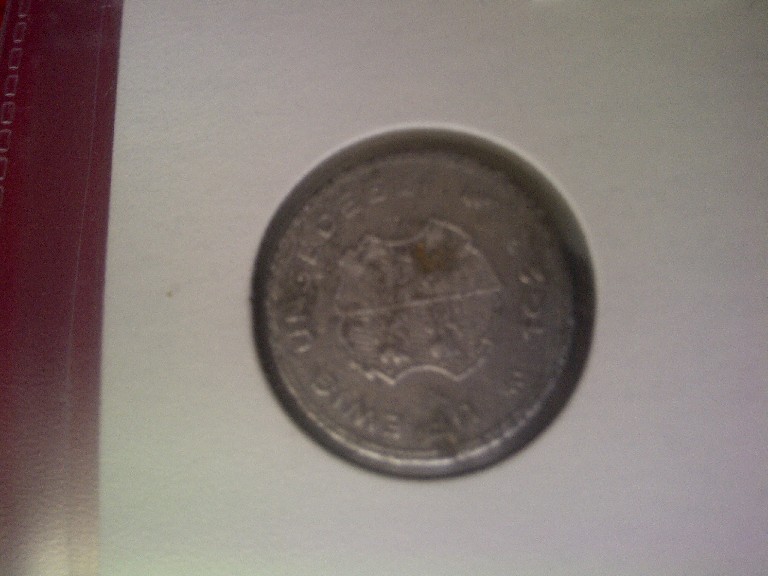 Photo 2 Pièce de monnaie non identifiée: Alemania?