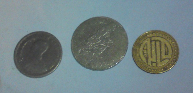 Photo 1 Pièce de monnaie non identifiée: MONEDAS