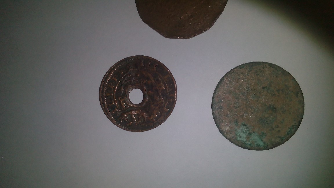 Photo 2 Pièce de monnaie non identifiée: monedas sin identificar