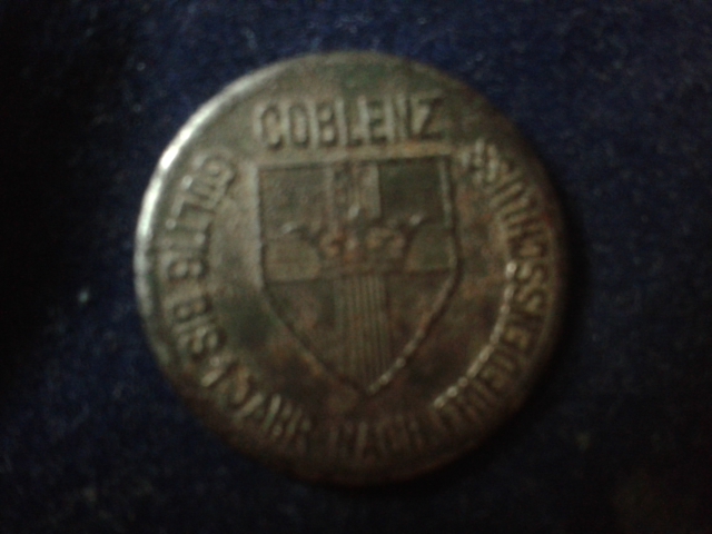 Photo 2 Pièce de monnaie non identifiée: Alemania