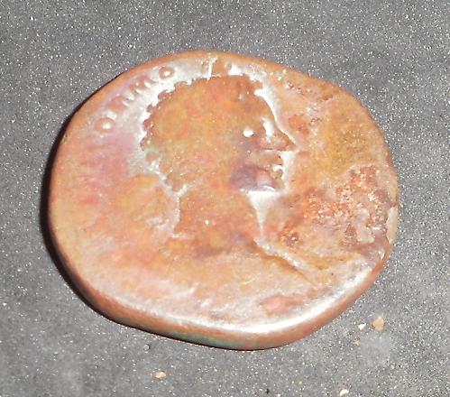 Photo 2 Pièce de monnaie non identifiée: Sestercio de Comodo????? ayuda amigos