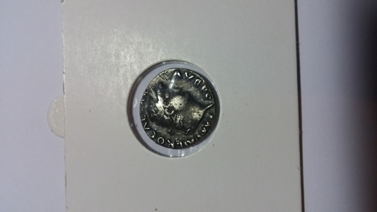 Photo 2 Pièce de monnaie non identifiée: moneda roma neron