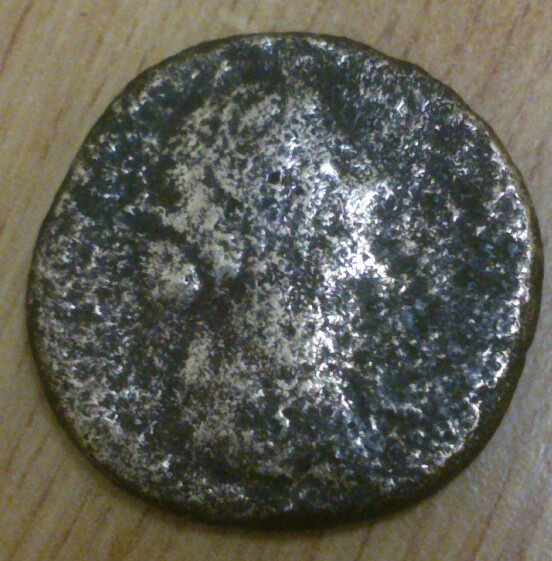 Photo 1 Pièce de monnaie non identifiée: Roma
