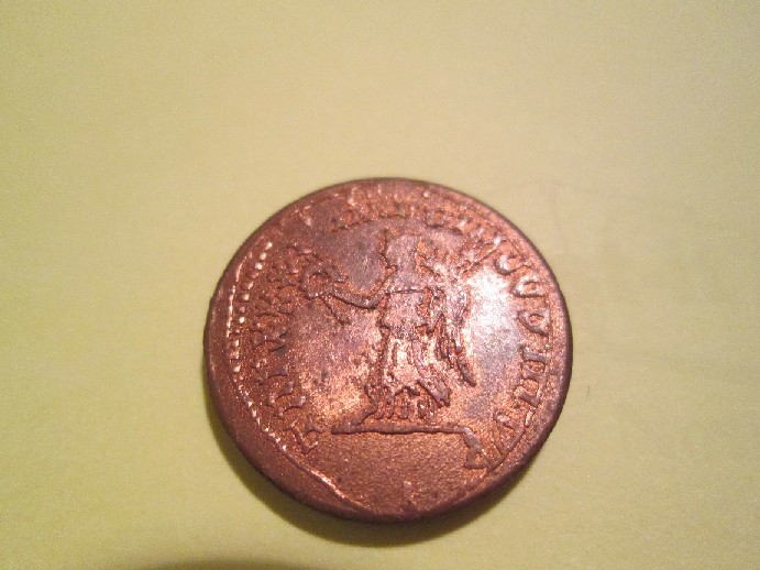Photo 1 Pièce de monnaie non identifiée: alguien podria decir que son y de donde estas monedas?