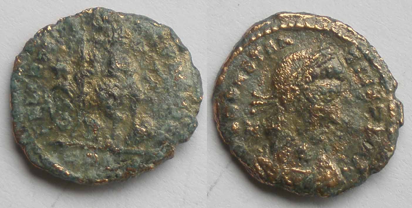 Photo 1 Pièce de monnaie non identifiée: 8