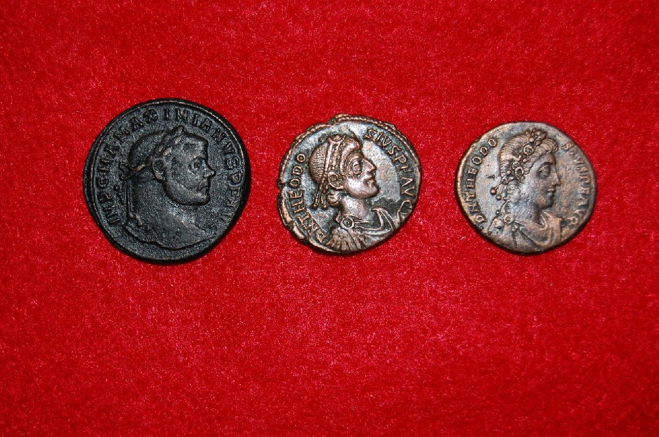 Photo 1 Pièce de monnaie non identifiée: Falsificaciones?